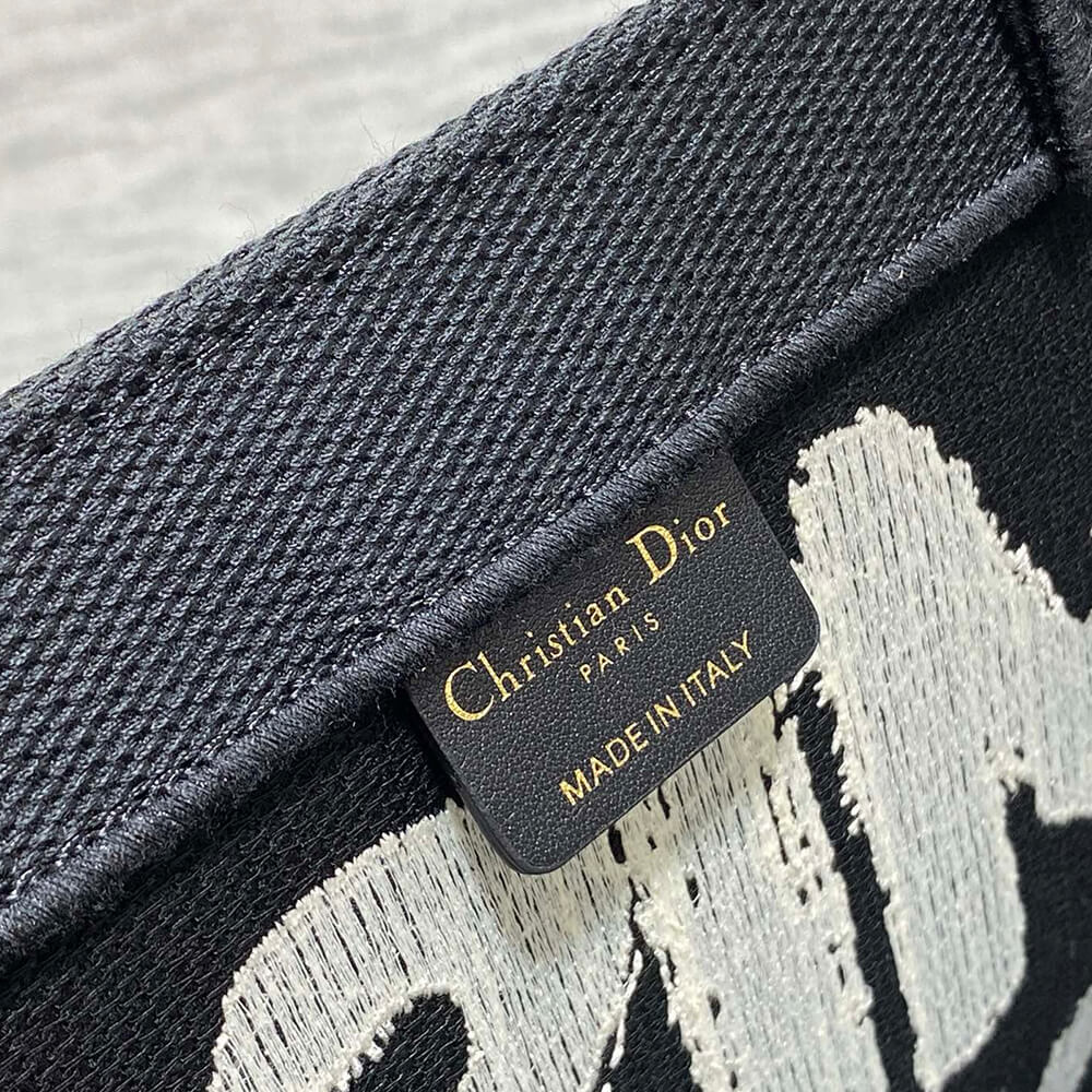 Medium Dior Book Tote
