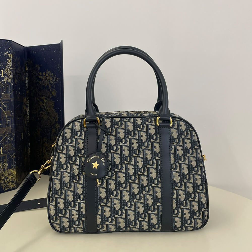 Large D-Vibe Bowling Bag