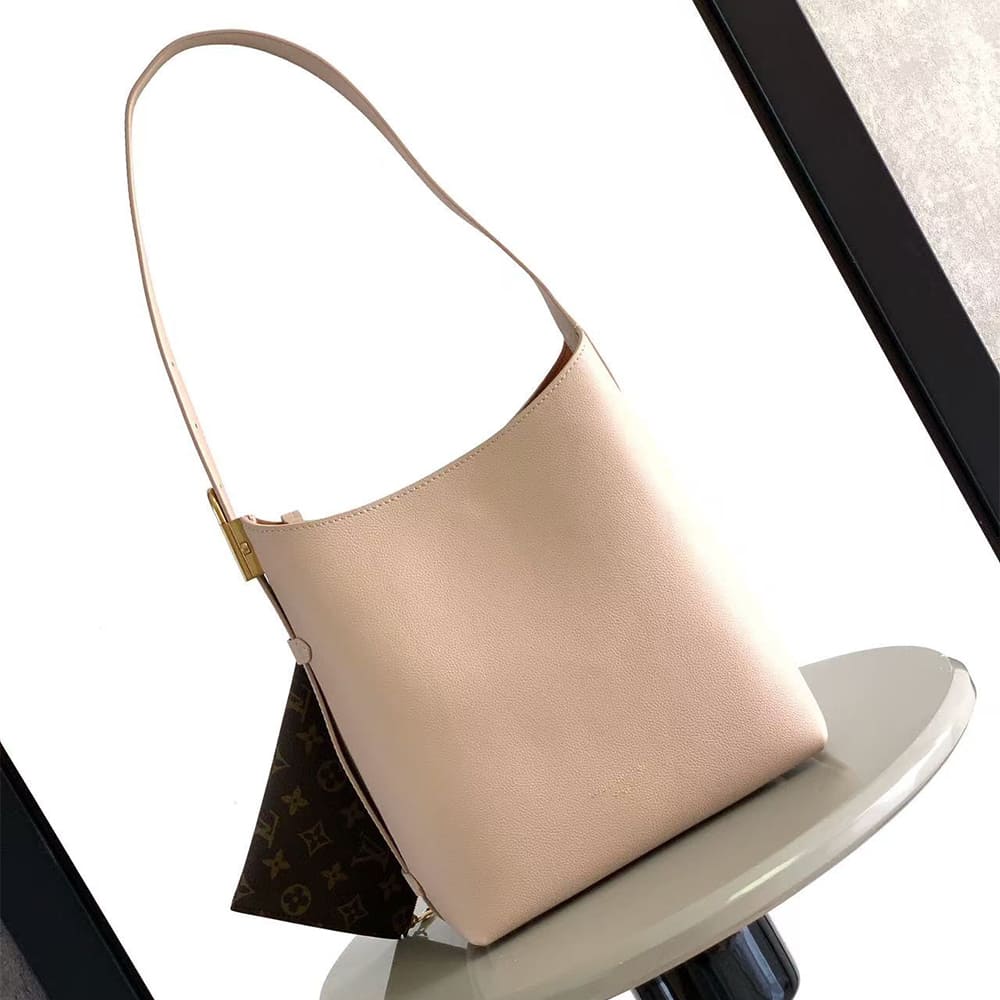 LV Low Key Hobo PM(HIGH-END GRADE)