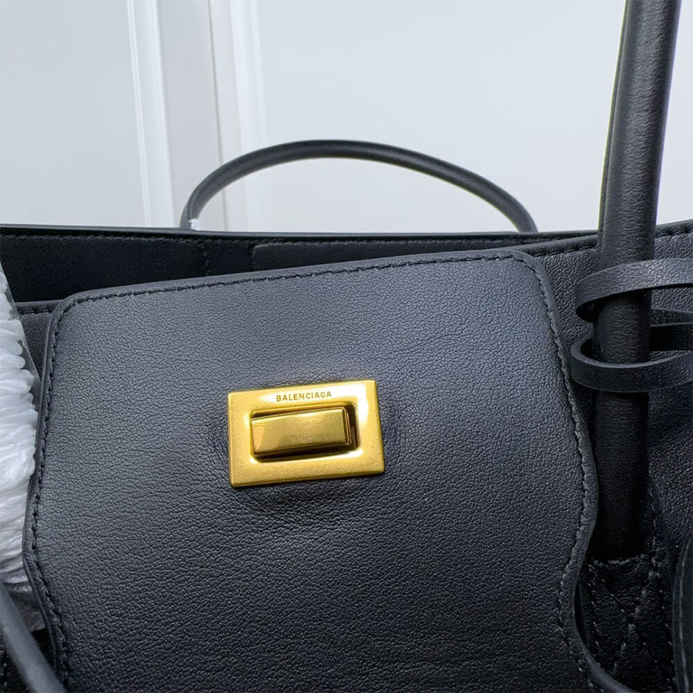 BALENCIAGA Bel Air Medium Carry All Bag(HIGH-END GRADE)