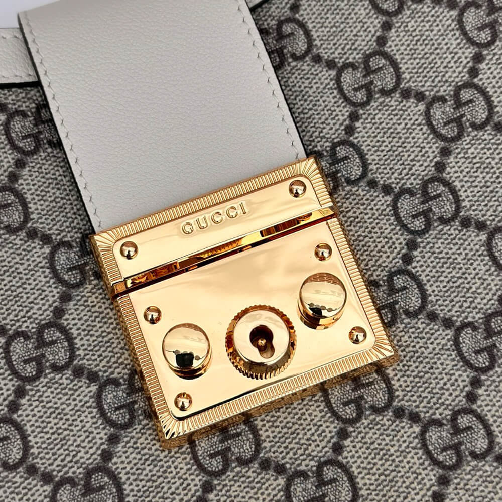 GUCCI PADLOCK GG MEDIUM SHOULDER BAG
