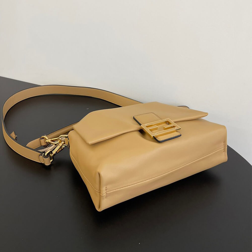 Fendi Mamma Baguette Medium(high-end grade)