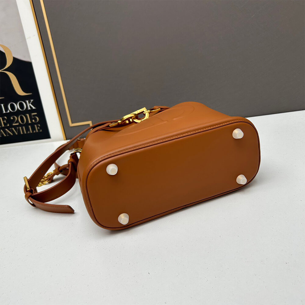 MEDIUM C EST DIOR BAG