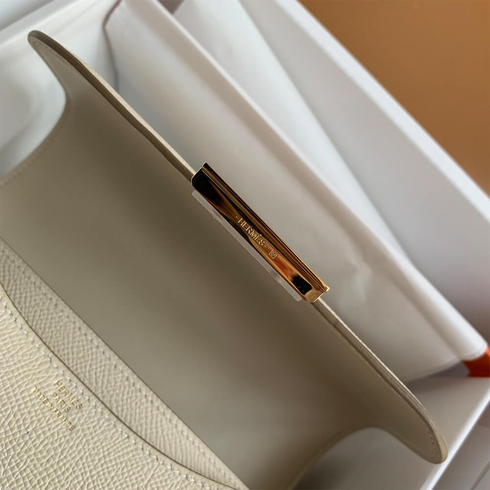 Hermes Constance 18