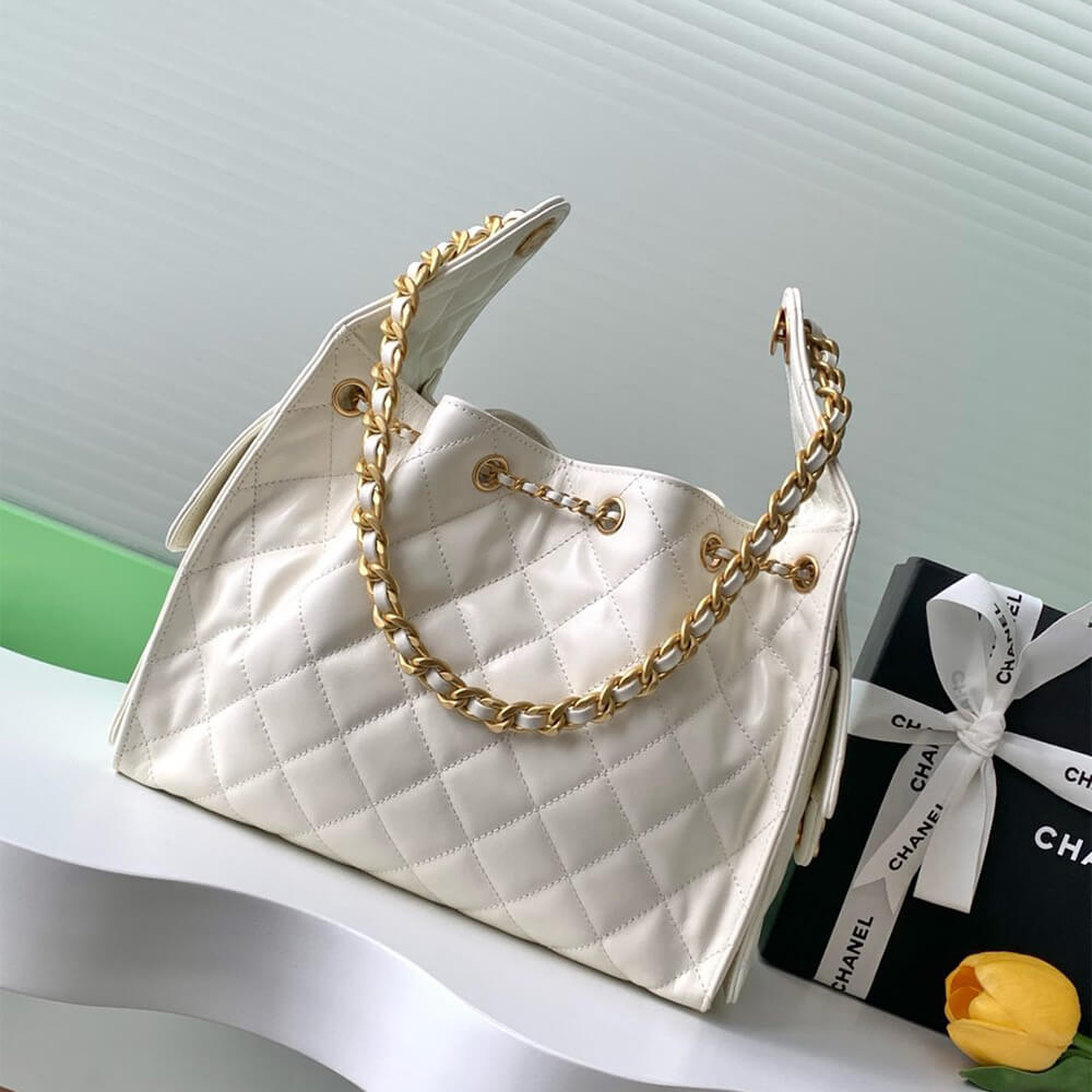CHANEL 25 Small Handbag(high-end grade)